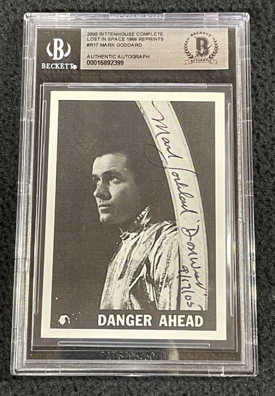 Mark Goddard Singed 2005 Lost In Space Robot Card #17 Beckett Authenticated