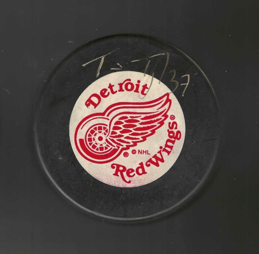 Tim Taylor Signed Detroit Red Wings Trench Puck