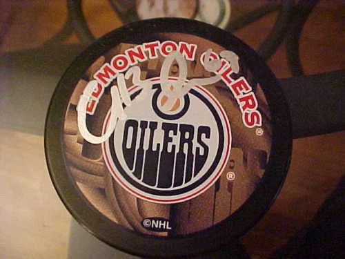 EDMONTON OILERS GILBERT BRULE SIGNED PUCK