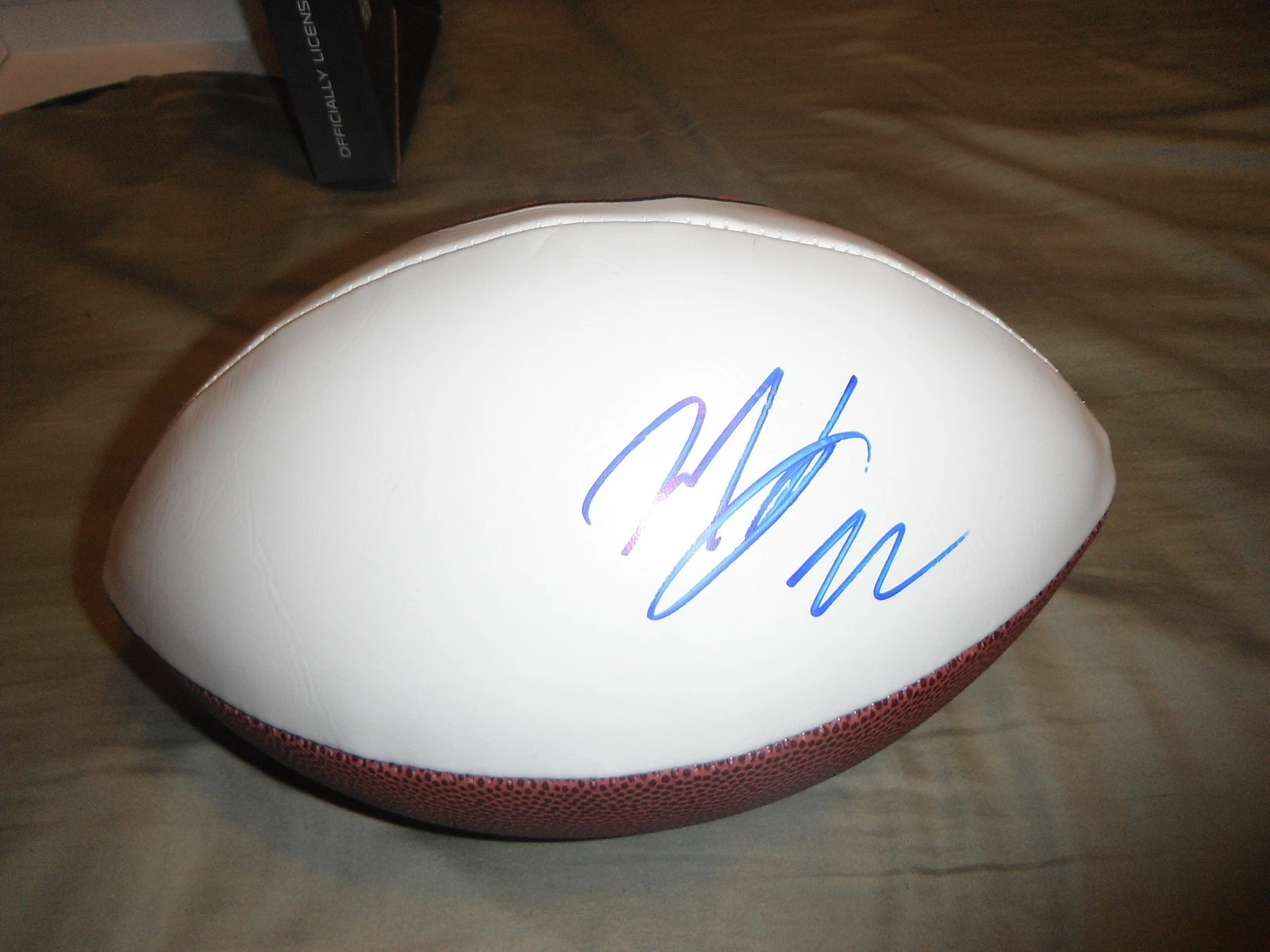 CHICAGO BEARS MATT FORTE SIGNED BEARS WHITE LEATHER FOOTBALL