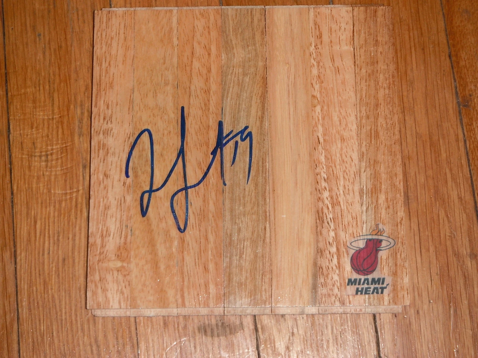MIAMI HEAT RASHARD LEWIS SIGNED PARQUE WOOD FLOOR TILE