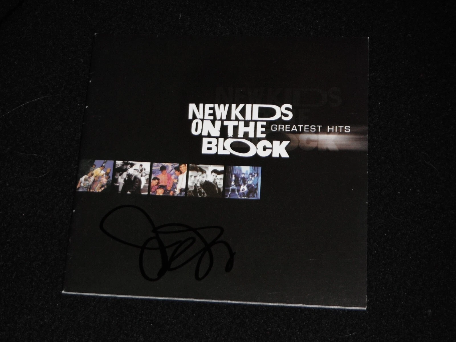 NEW KIDS ON THE BLOCK JOEY MCINTYRE SIGNED GREASTEST HITS CD COVER
