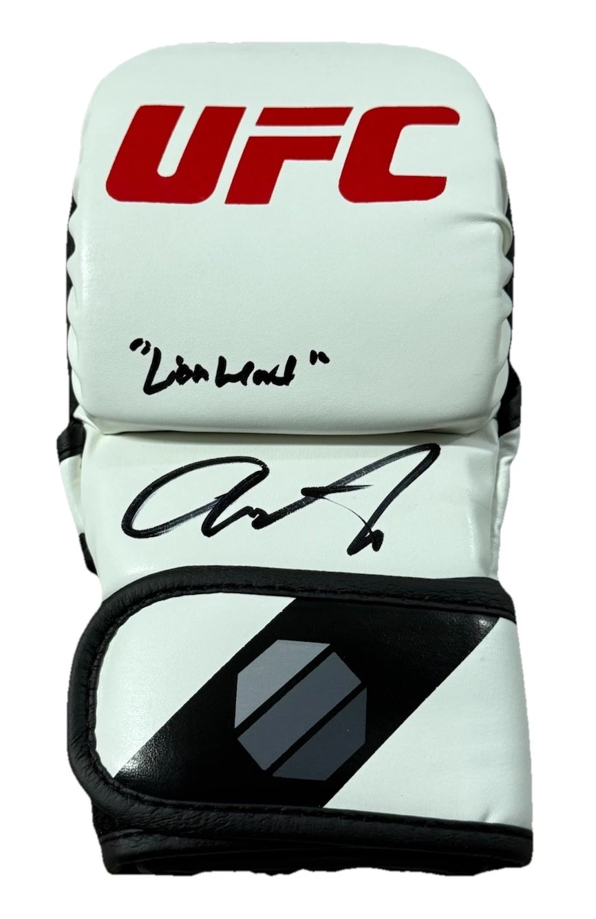 ANTHONY SMITH signed (UFC) MMA autographed Fighting glove BECKETT BAS BT56352