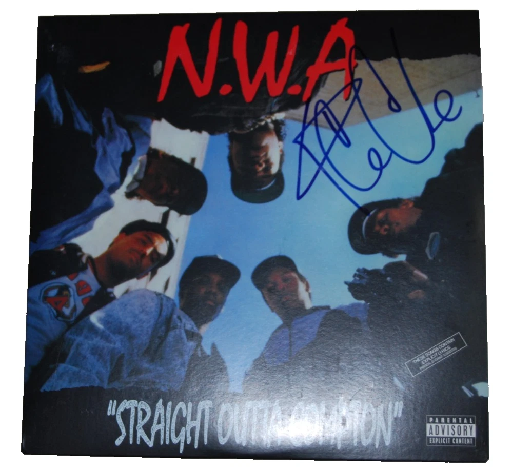 ICE CUBE signed (STRAIGHT OUTTA COMPTON) NWA Vinyl Record LP BECKETT BT56252