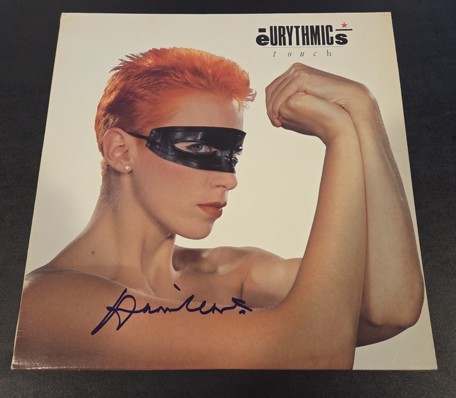 EURYTHMICS ANNIE LENNOX signed autographed 