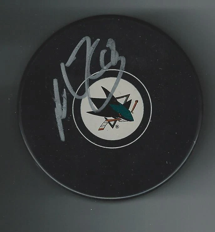 Mike BROWN Signed SAN JOSE SHARKS Puck