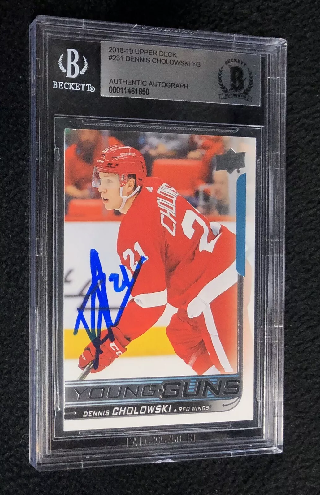 Dennis Cholowski Signed 2018 Upper Deck Young Guns Rookie Card Seattle Kraken