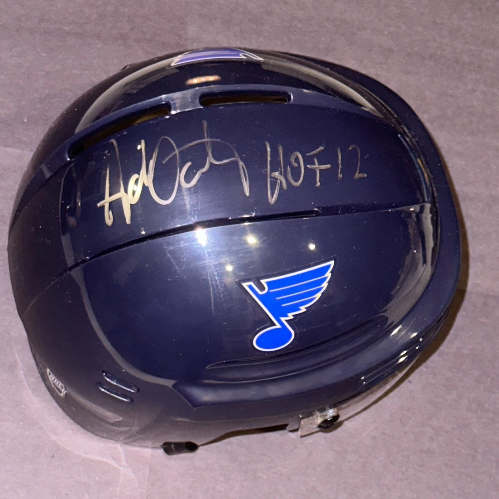 ADAM OATES Signed St. Louis BLUES Mini-helmet Beckett (BAS) w/ HOF Inscrip