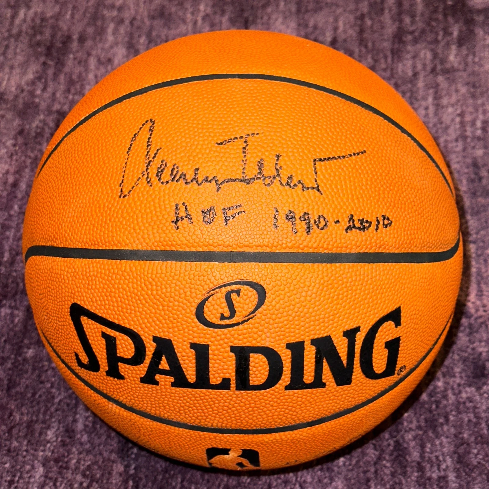 JERRY WEST Signed Spalding GAME BASKETBALL (Stern) Beckett Auth. (BAS) & HOF Ins