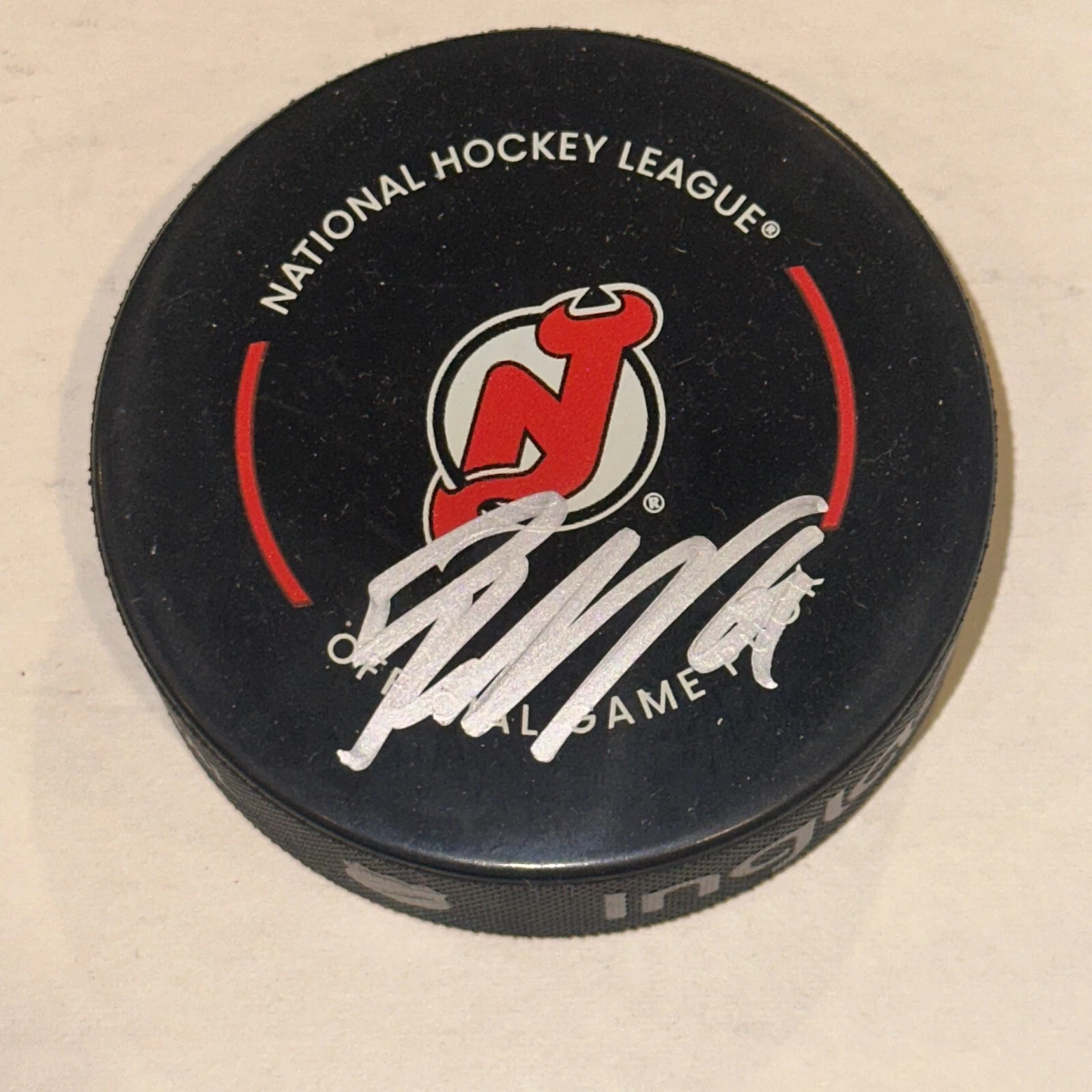 JESPER BRATT Signed Official New Jersey DEVILS GAME Puck Beckett (BAS)