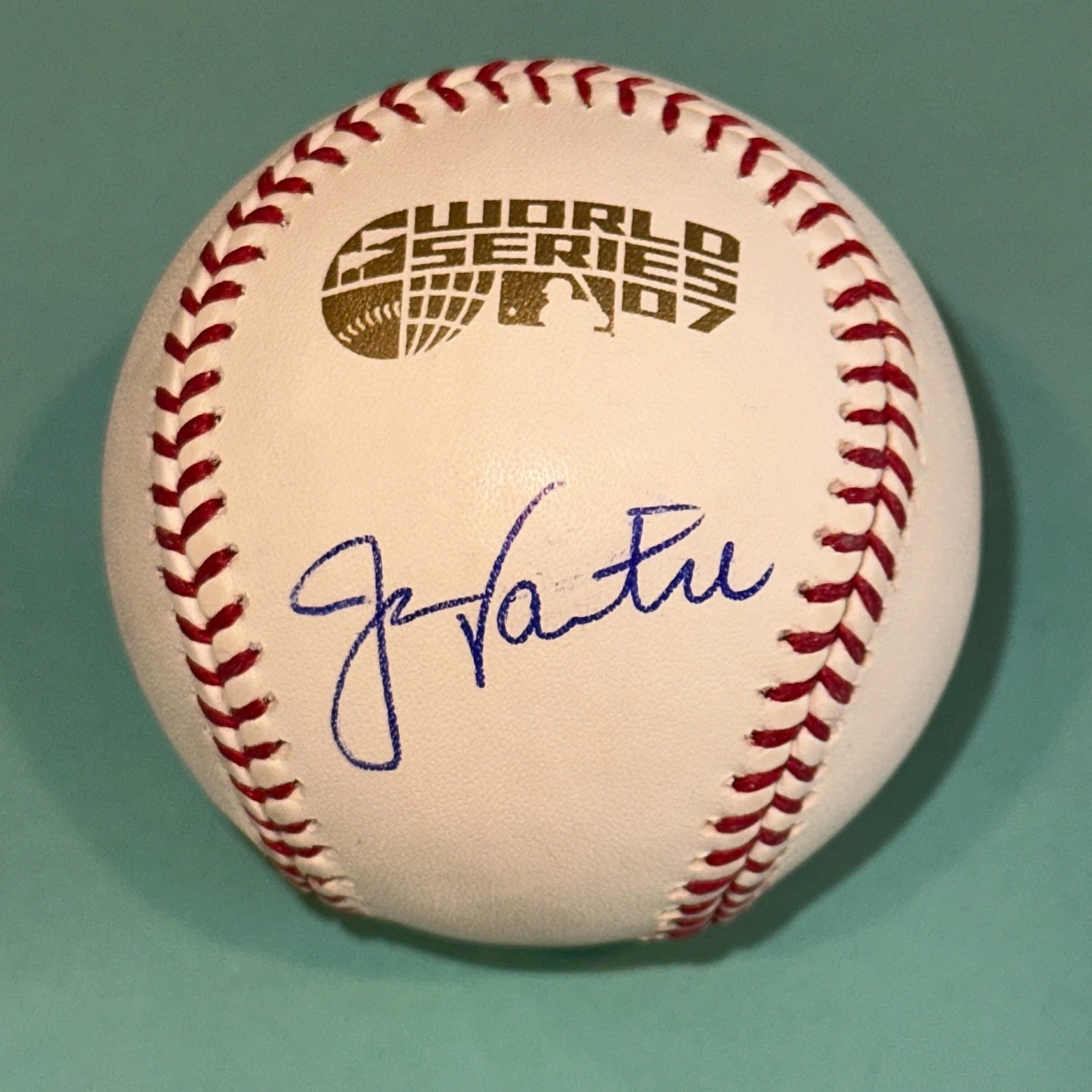 JASON VARITEK (Red Sox) Signed Official 2007 WORLD SERIES Baseball Beckett BAS