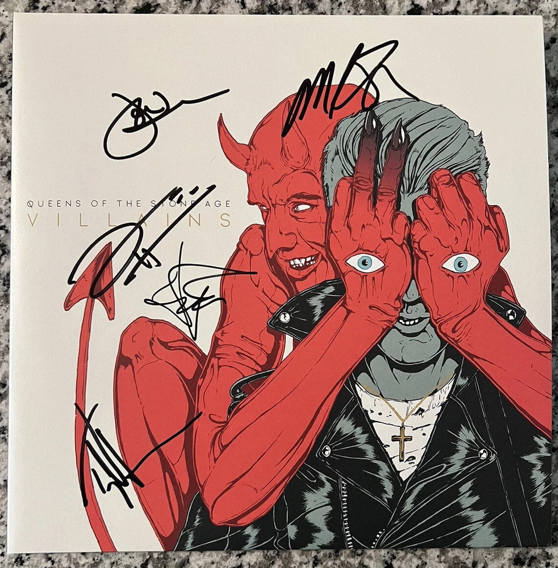 QUEENS OF THE STONE AGE SIGNED VILLAINS ALBUM VINYL FULL BAND AUTOGRAPH COA