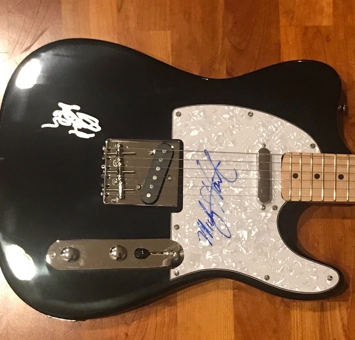 * GRATEFUL DEAD * signed autographed electric guitar *PHIL LESH & MICKEY HART* 1