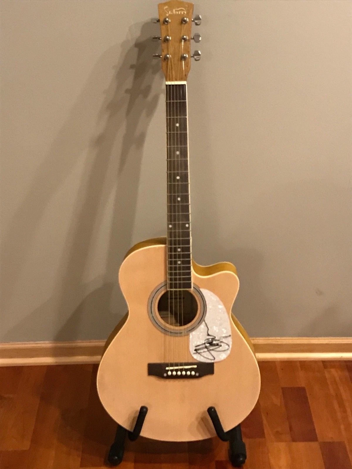 * SEU JORGE * signed acoustic guitar * THE LIFE AQUATIC * DAVID BOWIE * 6