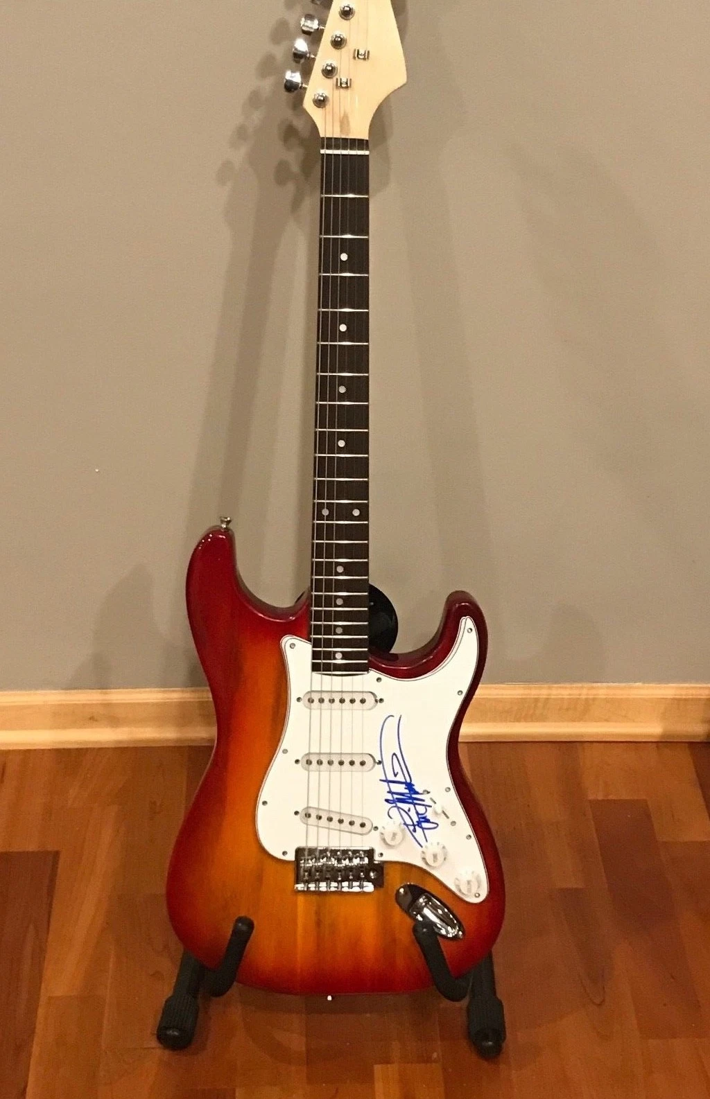 * ERIC MARTIN * signed autographed electric guitar * MR BIG  * PROOF * 3