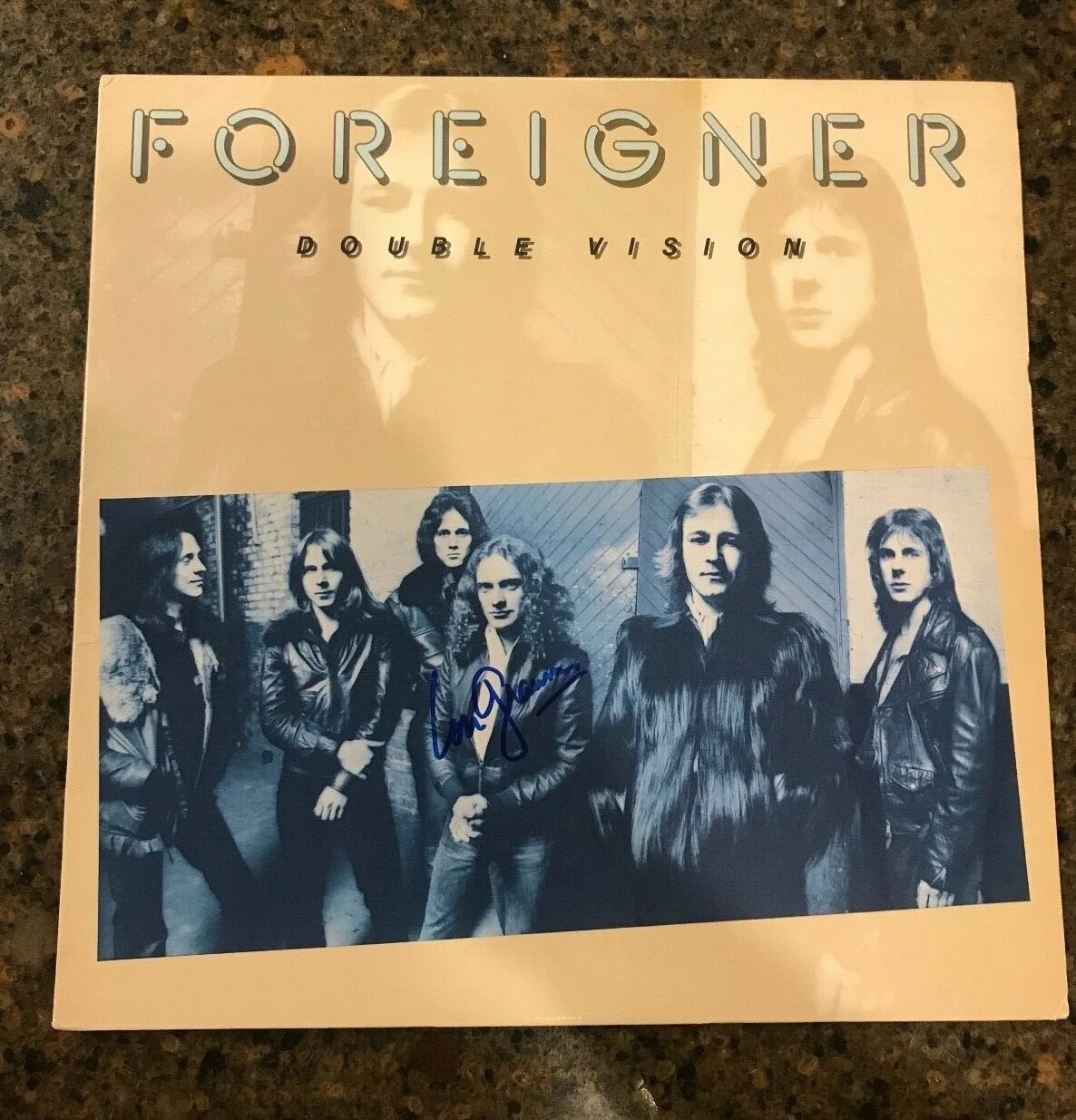 * FOREIGNER * signed autographed album * DOUBLE VISION *  LOU GRAMM * 1