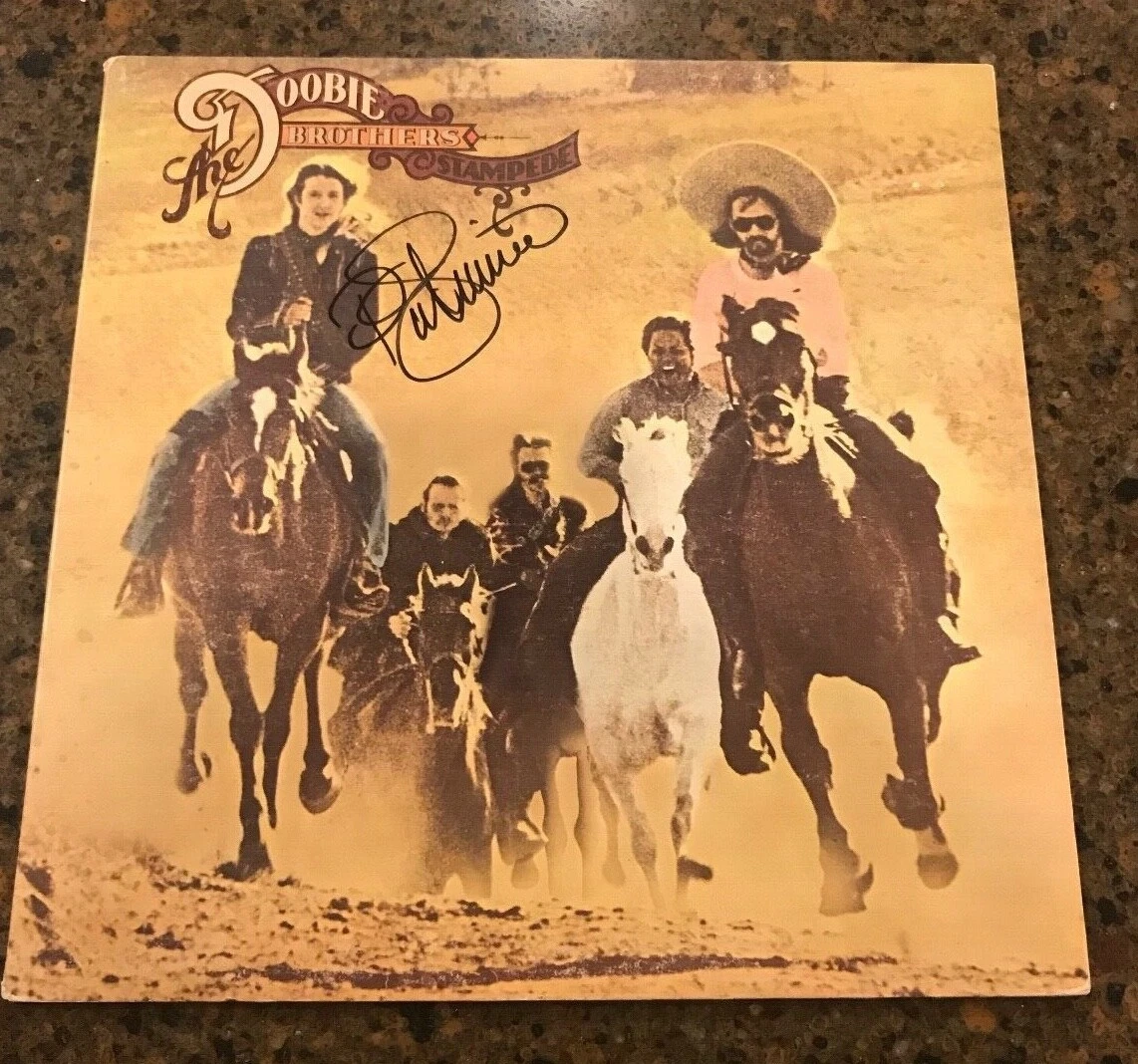 * PATRICK SIMMONS * signed vinyl album * THE DOOBIE BROTHERS * STAMPEDE * 1