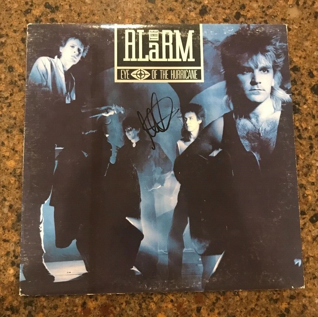 * MIKE PETERS * signed vinyl album * THE ALARM * EYE OF THE HURRICANE * 1
