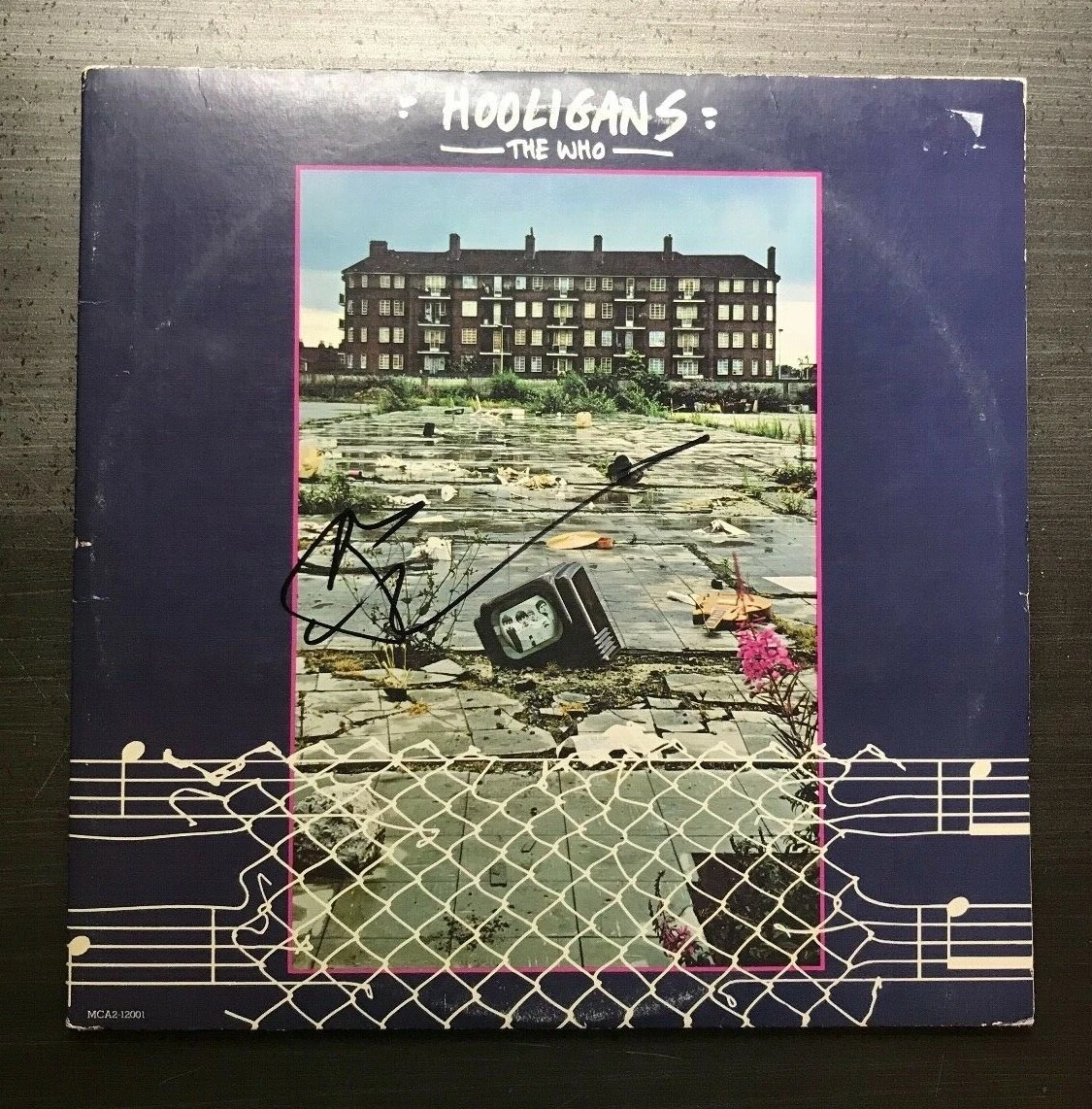 * PETE TOWNSHEND * signed vinyl album * THE WHO * HOOLIGANS * PROOF * 1