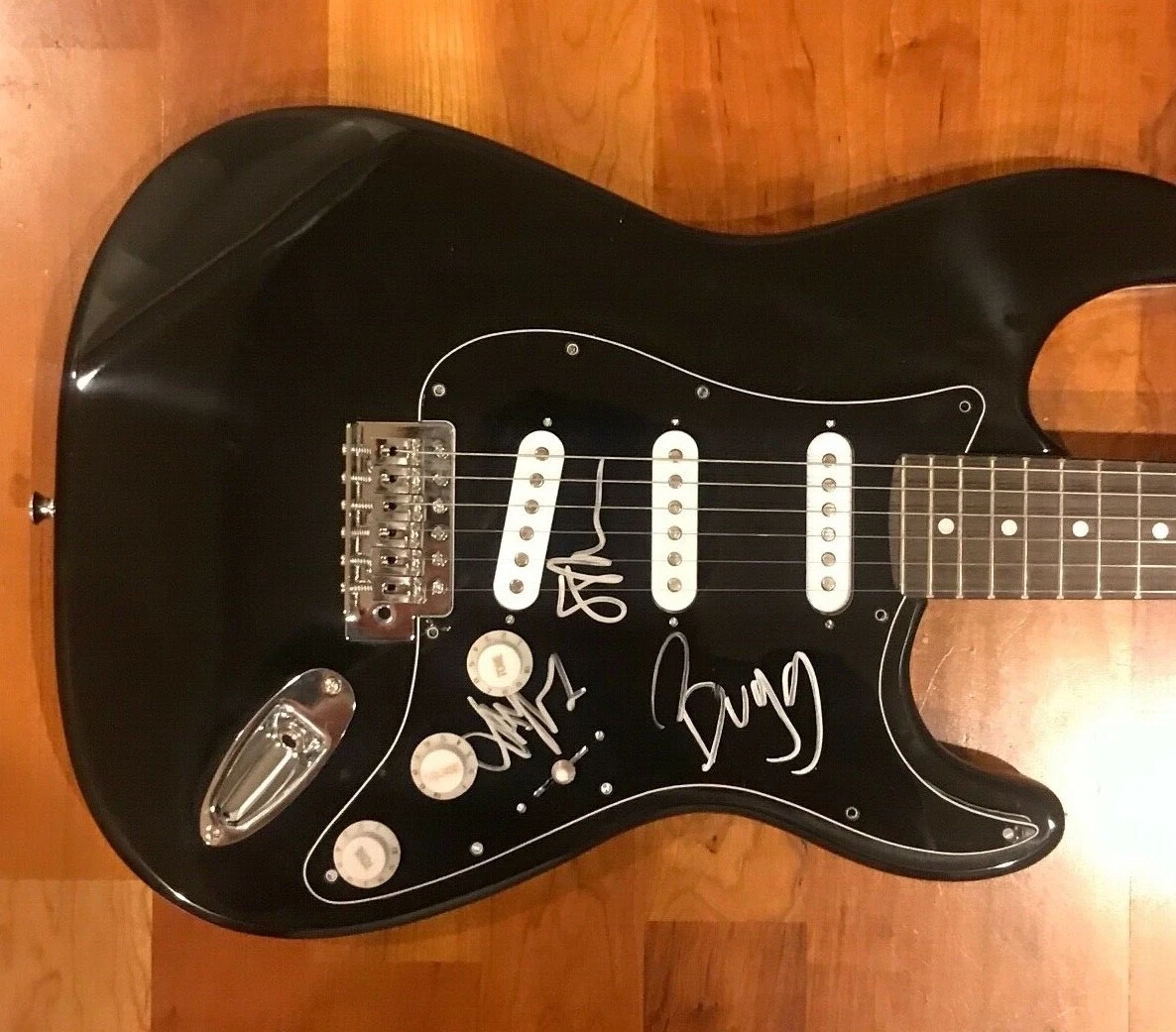 * GENE LOVES JEZEBEL * signed electric guitar *JAY ASTON, RIZZO & WILLIAMSON* 1