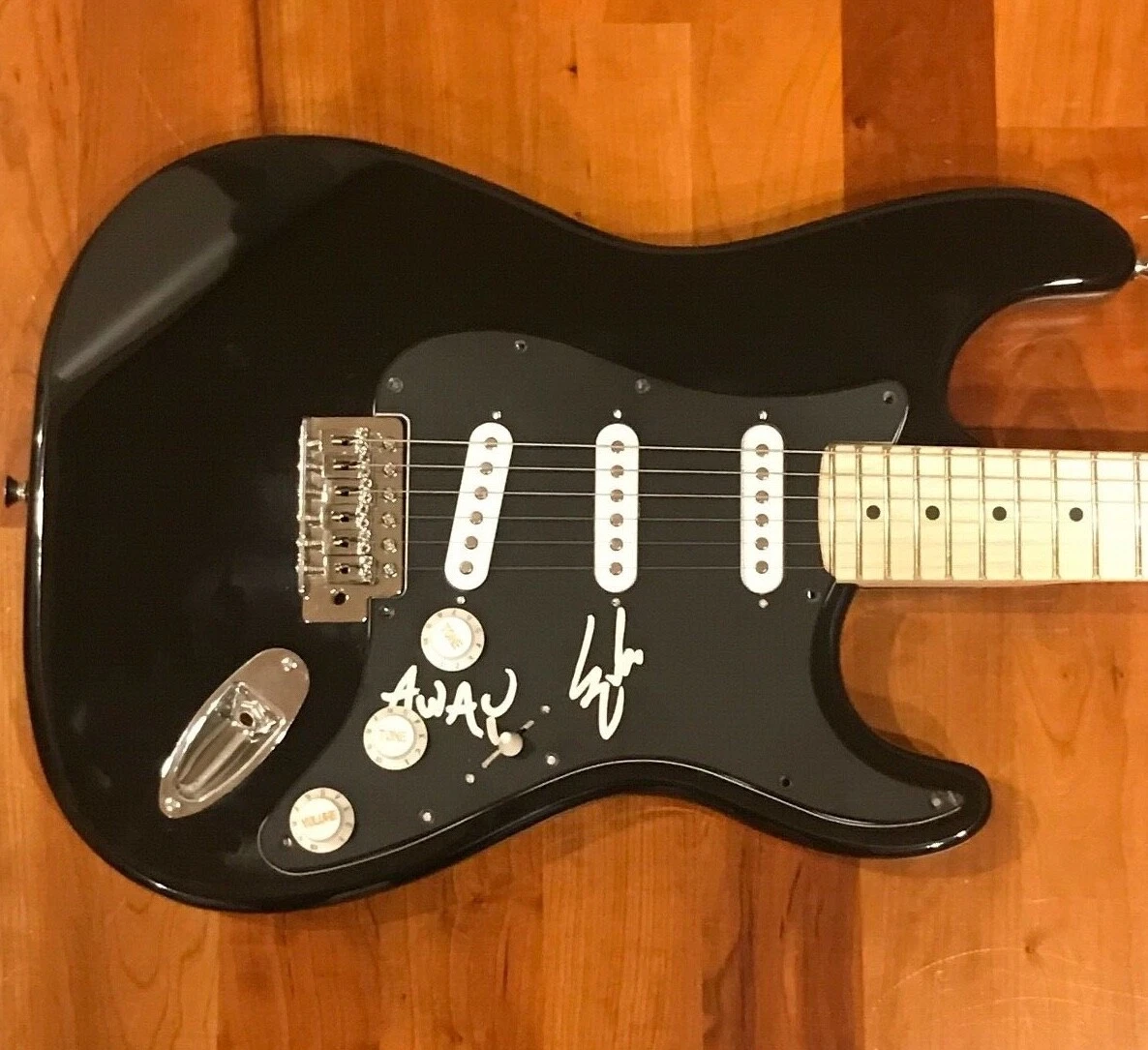 * VOIVOD * signed electric guitar * DENIS 