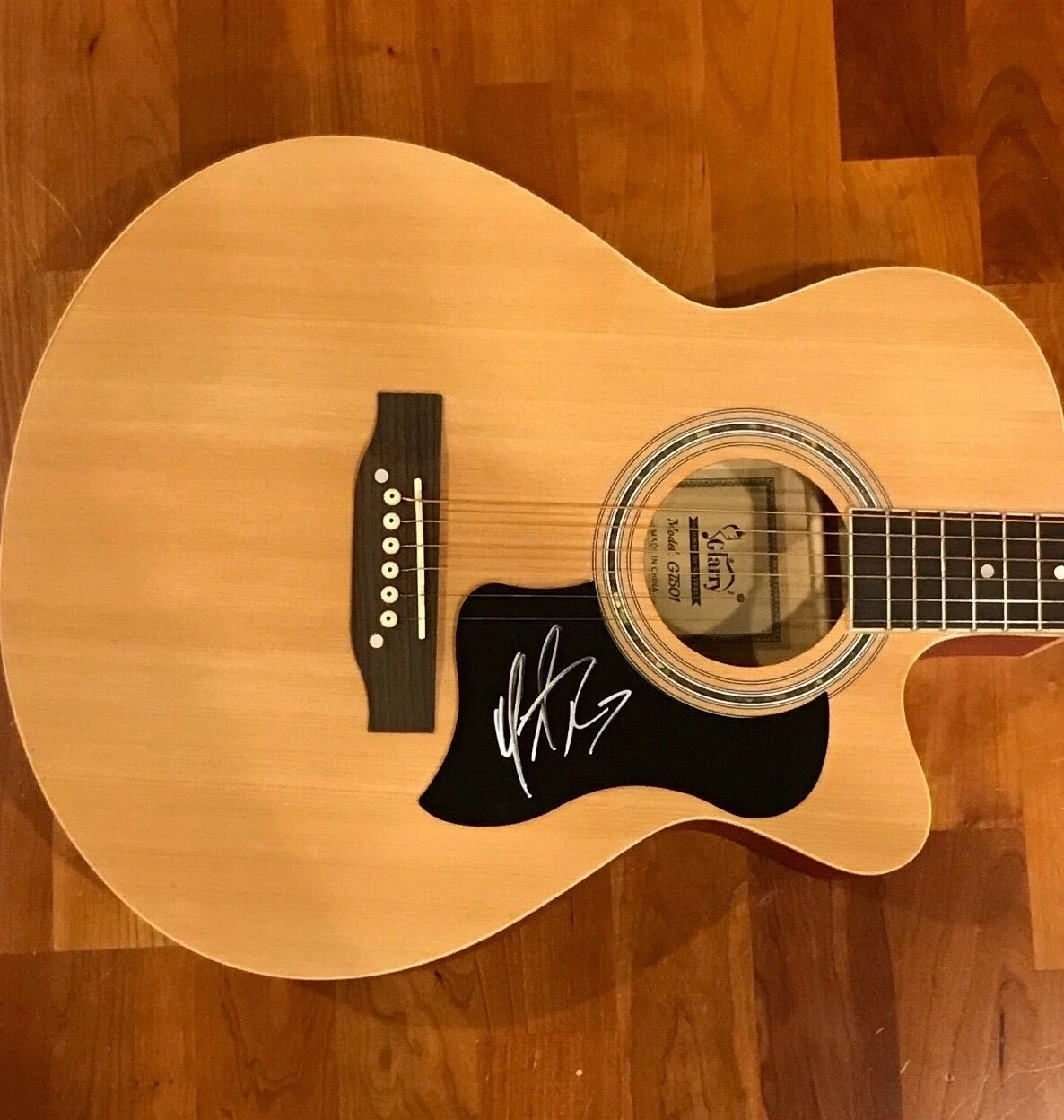 * MICHAEL RAY * signed acoustic guitar * ONE THAT GOT AWAY * PROOF * 1