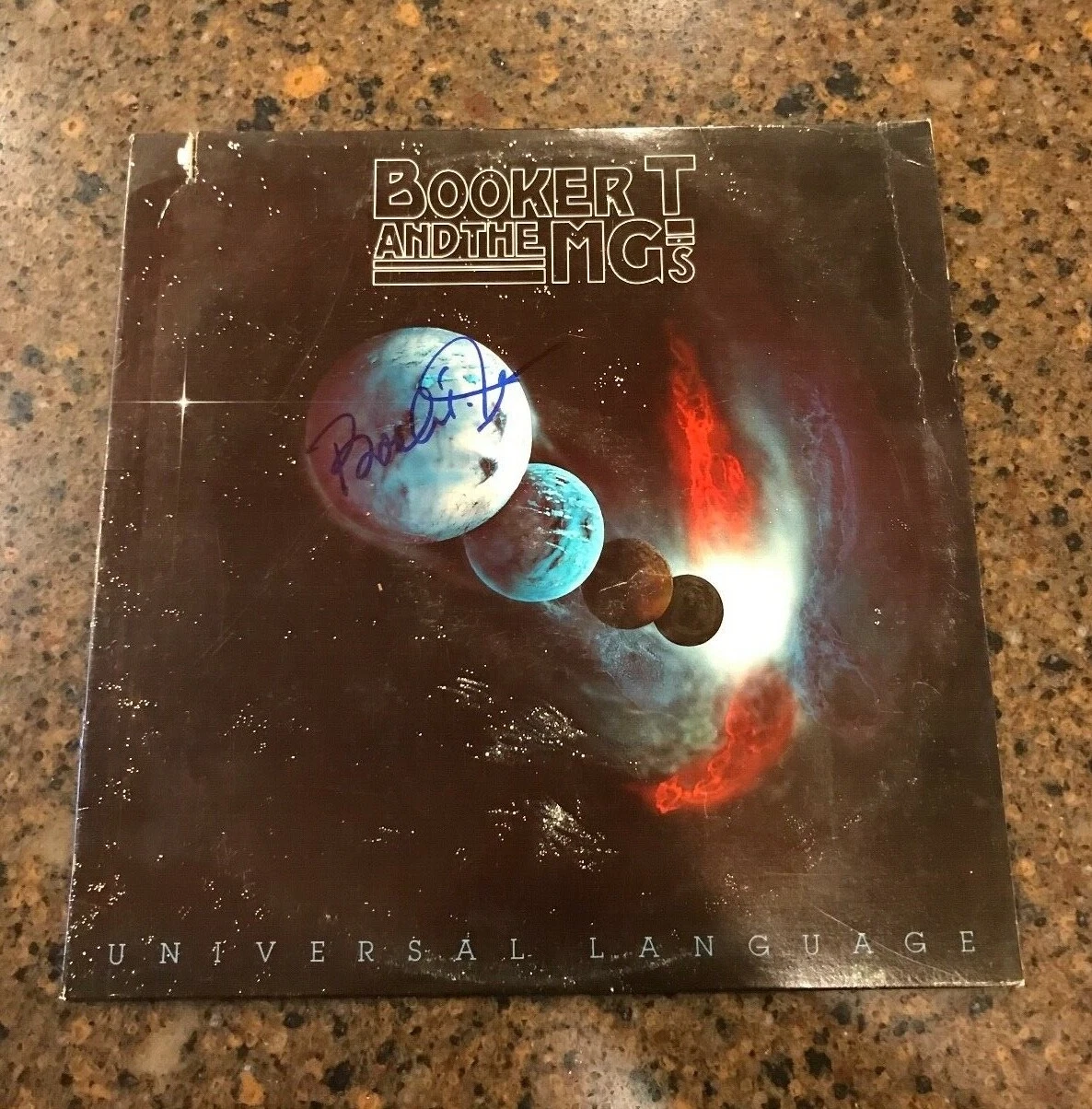 * BOOKER T. & THE M.G.'s * signed vinyl album * UNIVERSAL LANGUAGE * COA * 1