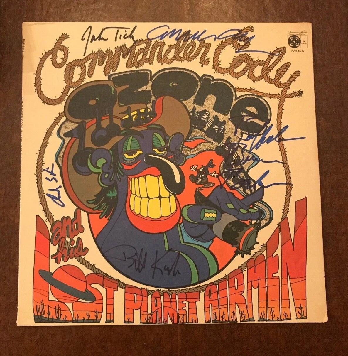 * COMMANDER CODY & HIS LOST PLANET AIRMEN * signed album * LOST IN THE OZONE * 3