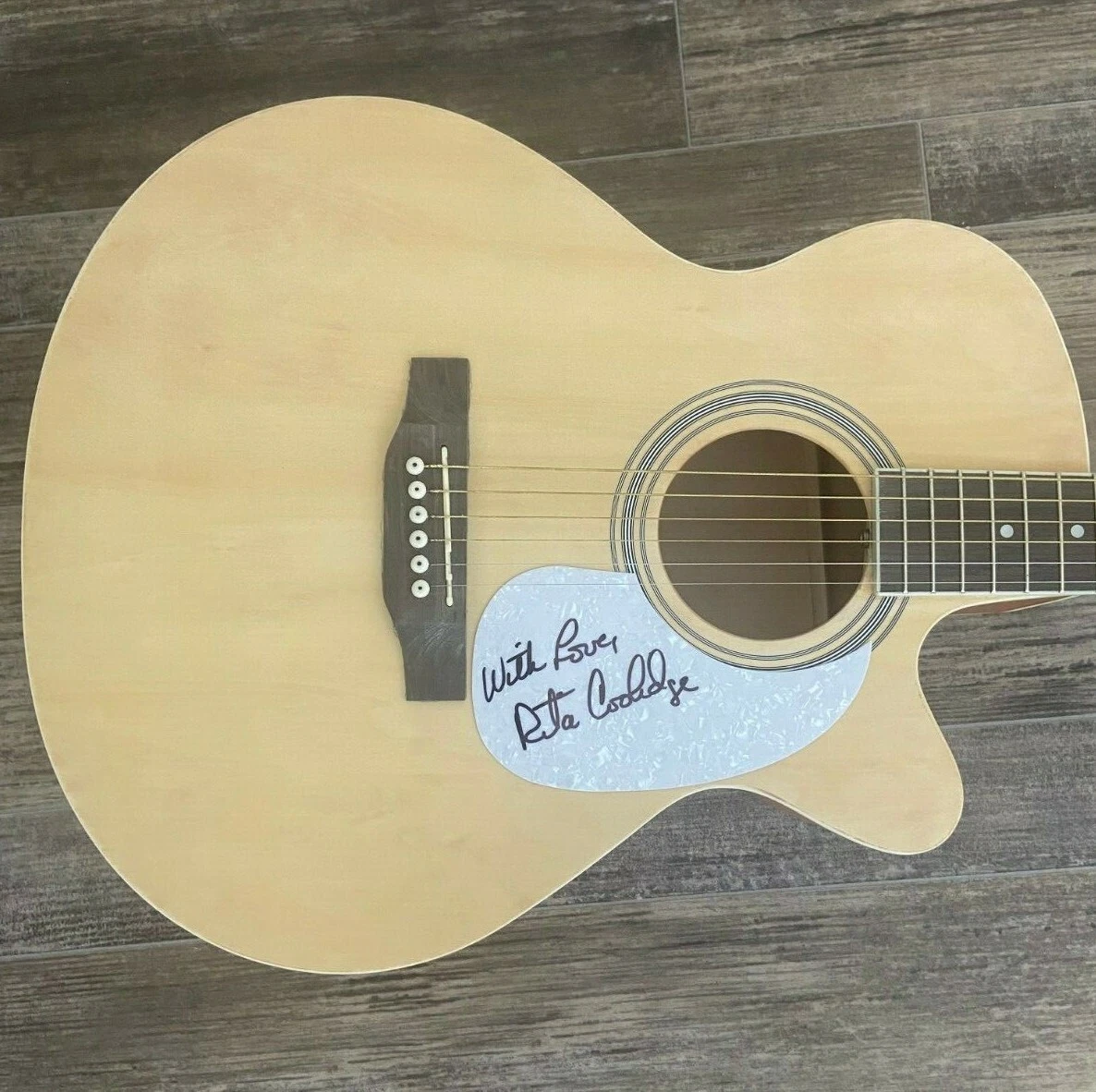 * RITA COOLIDGE * signed acoustic guitar * WE'RE ALL ALONE * COA * 1