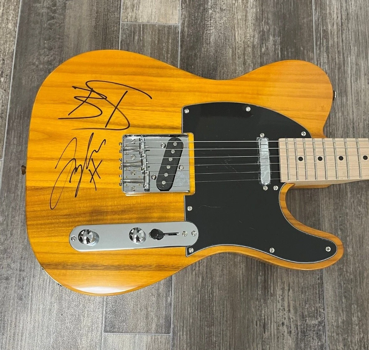 * FLORIDA GEORGIA LINE * signed electric guitar * TYLER HUBBARD BRIAN KELLEY * 1