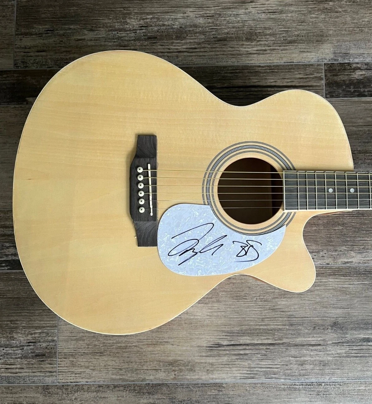 * FLORIDA GEORGIA LINE * signed acoustic guitar * TYLER HUBBARD BRIAN KELLEY * 1