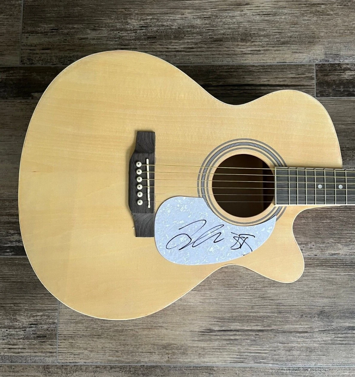 * FLORIDA GEORGIA LINE * signed acoustic guitar * TYLER HUBBARD BRIAN KELLEY * 2