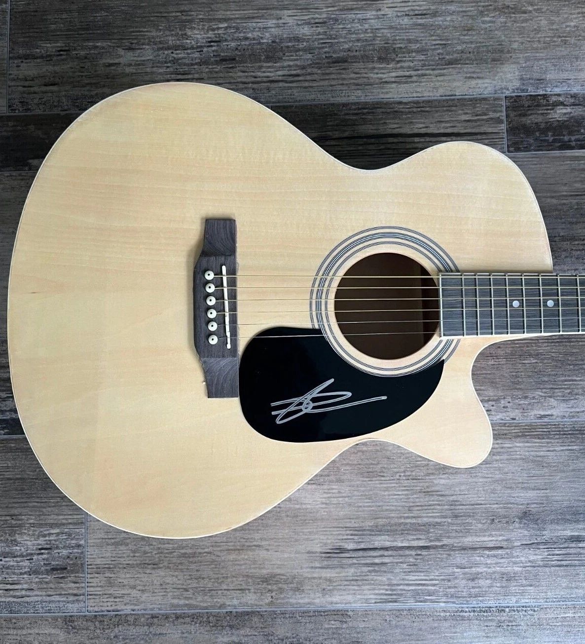 * CHASE RICE * SIGNED ACOUSTIC GUITAR * EYES ON YOU * COA * 2 COLLECTIBLE MEMORABILIA