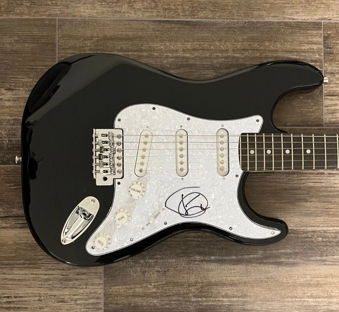 * TILL LINDEMANN * signed electric guitar * RAMMSTEIN * 1