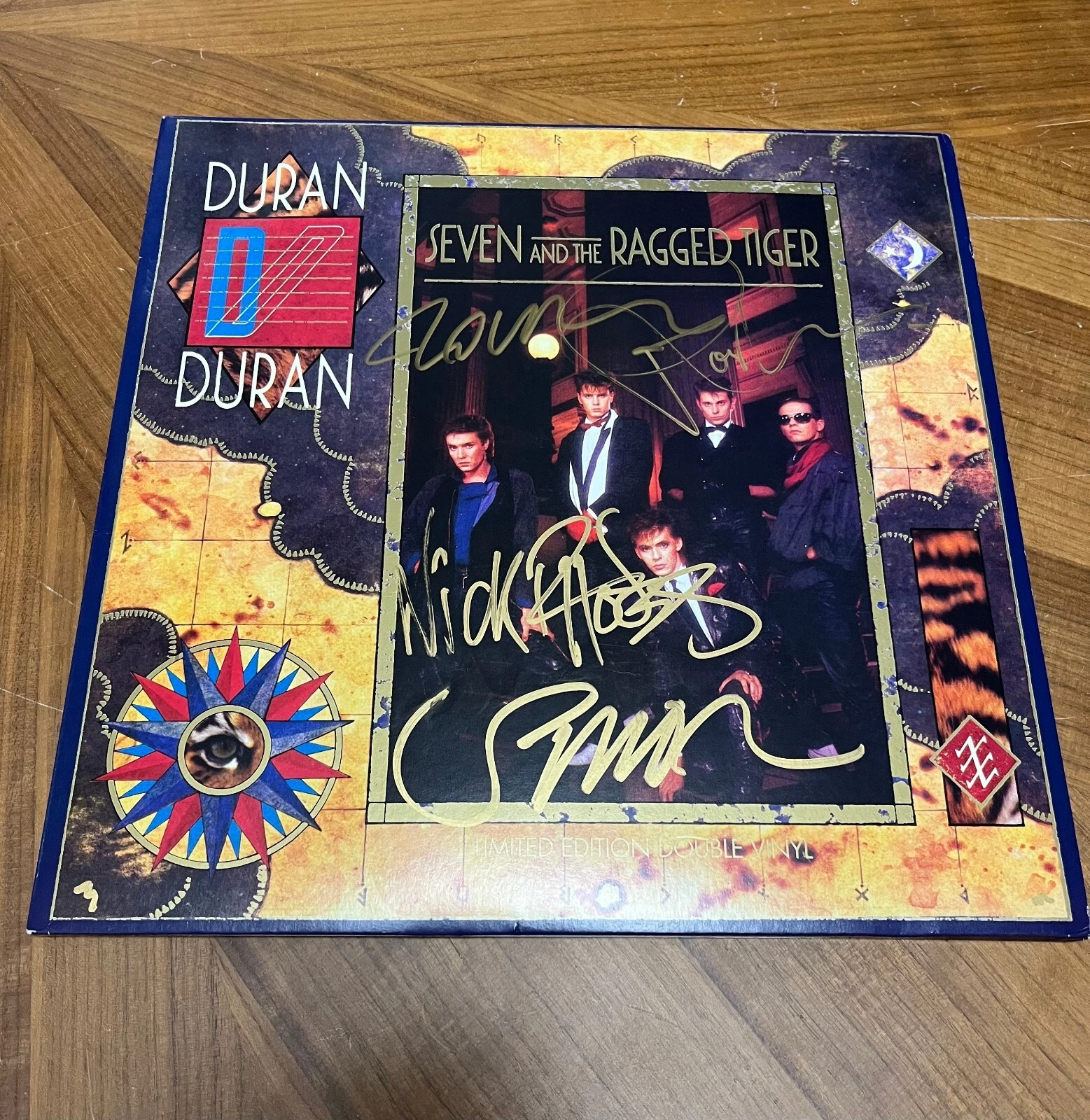 * DURAN DURAN * signed album * SEVEN AND THE RAGGED TIGER * SIMON LE BON * 1