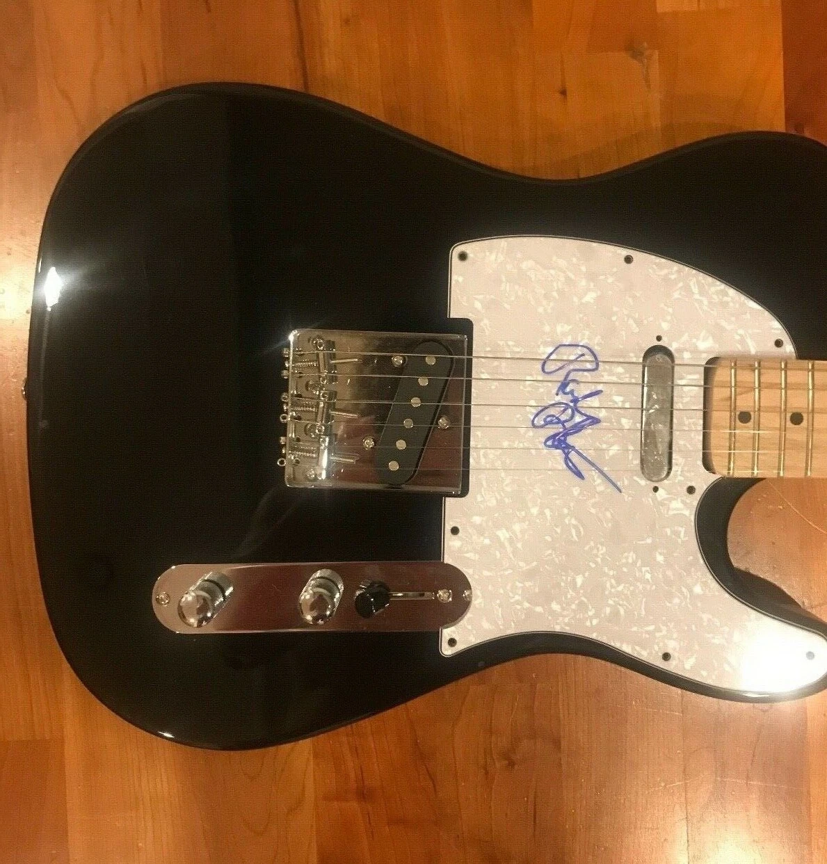 * RANDY BACHMAN * signed autographed electric guitar * THE GUESS WHO * PROOF * 1