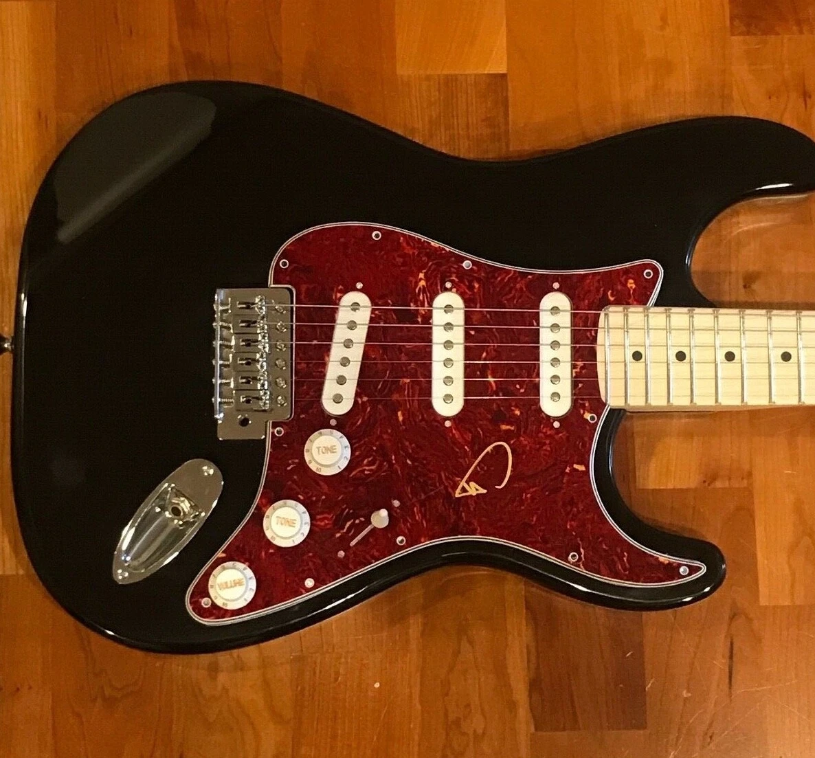 * TREY ANASTASIO * signed autographed electric guitar * PHISH * 2