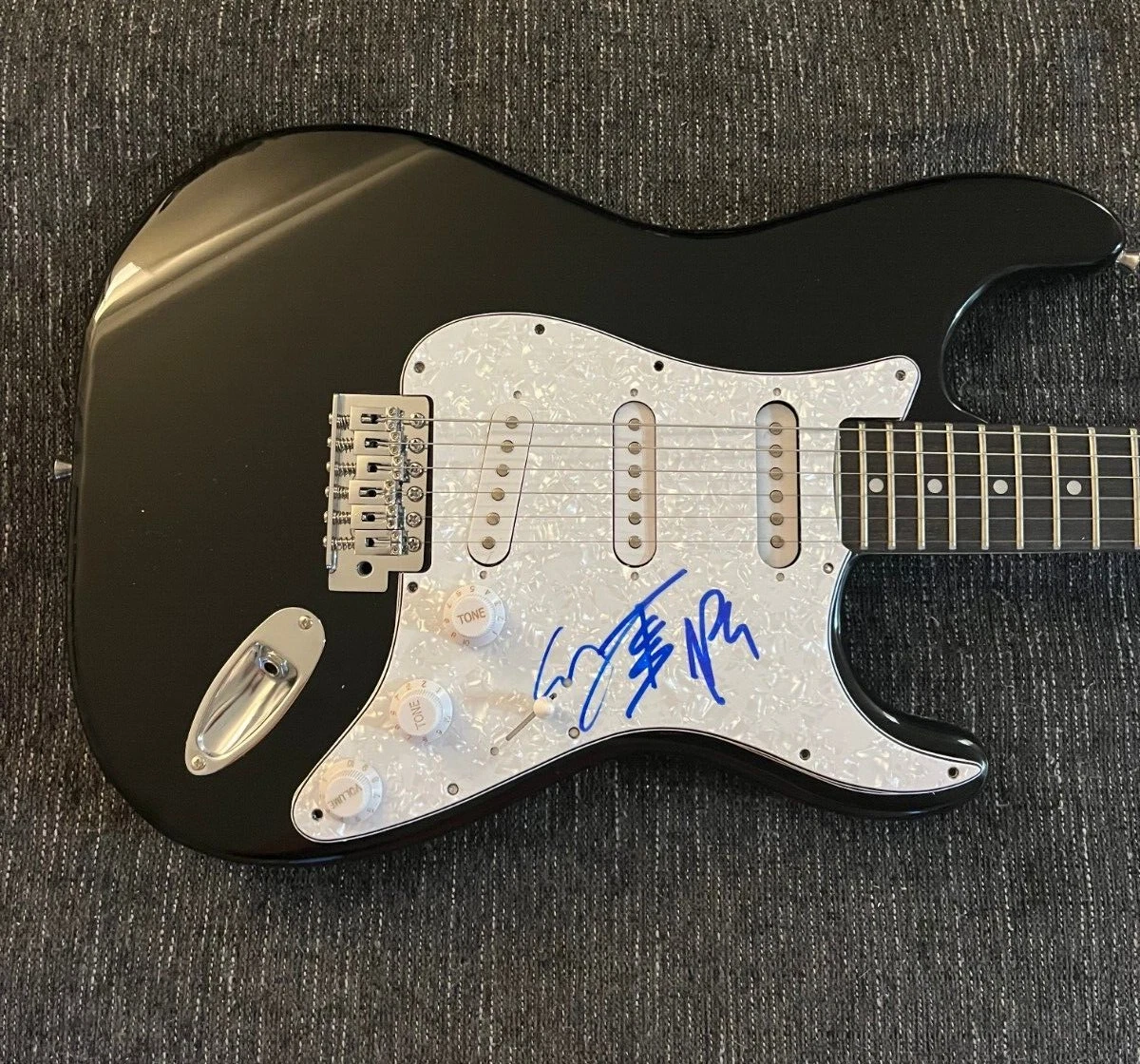 * THE CHAINSMOKERS * signed guitar * ALEX PALL & DREW TAGGART * COA * 1