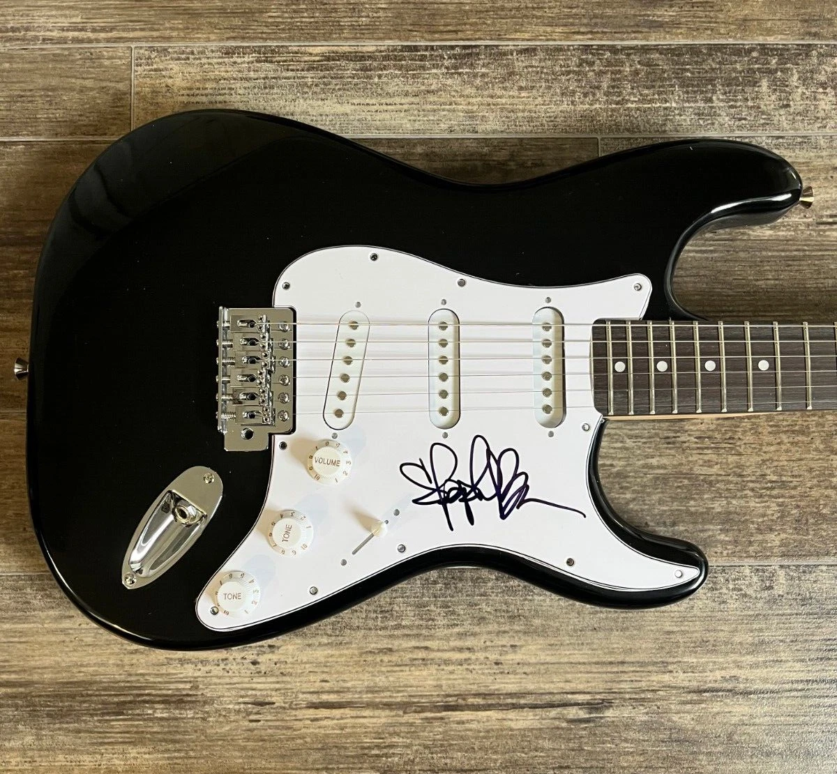 * THUNDERCAT * signed electric guitar * STEPHEN BRUNER * IT IS WHAT IT IS * 2
