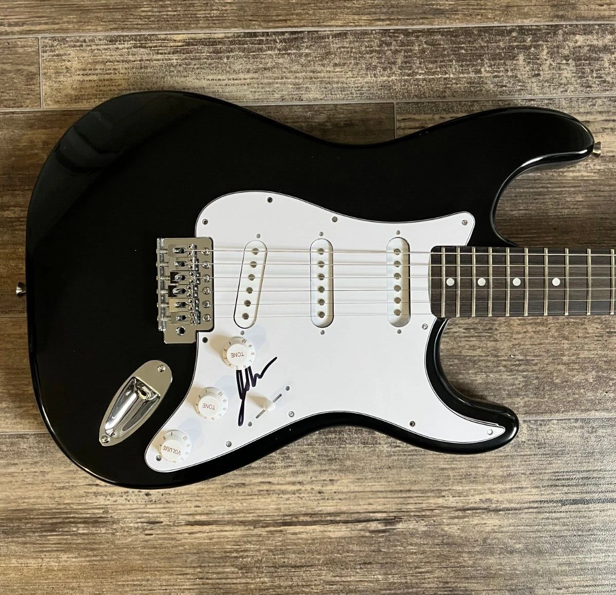 * JOHN RZEZNIK * signed electric guitar * GOO GOO DOLLS * 1