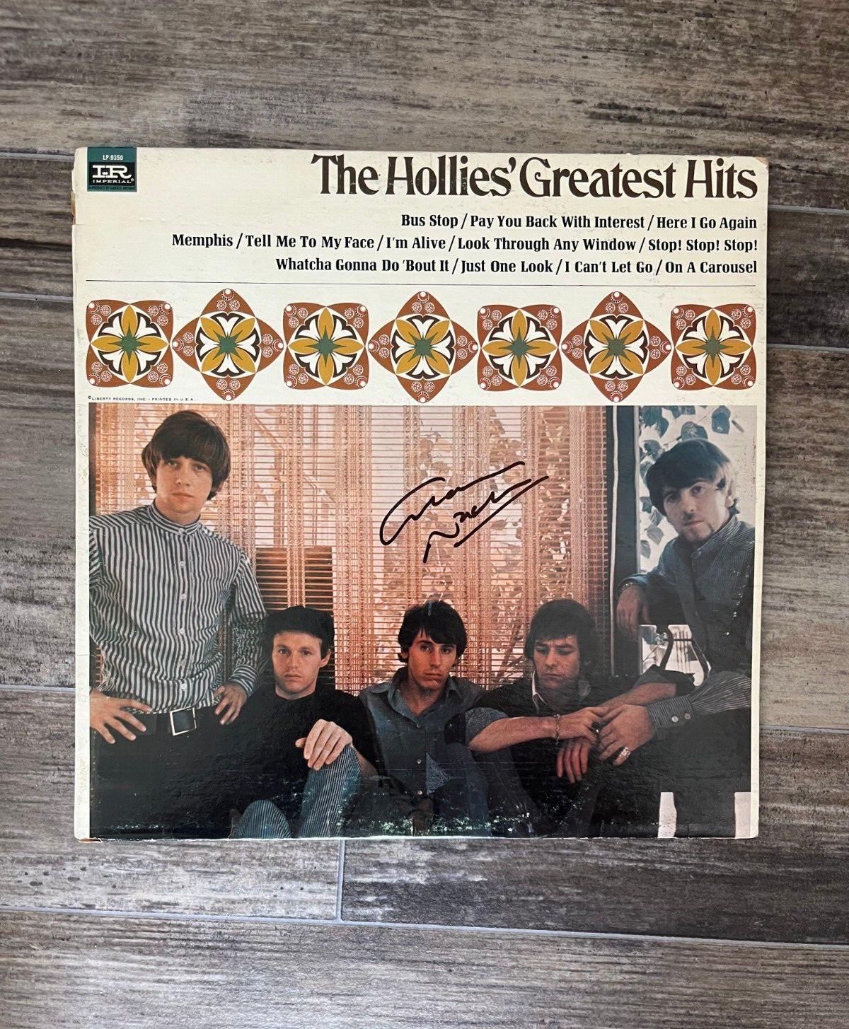 * GRAHAM NASH * signed album * THE HOLLIES * GREATEST HITS * 1