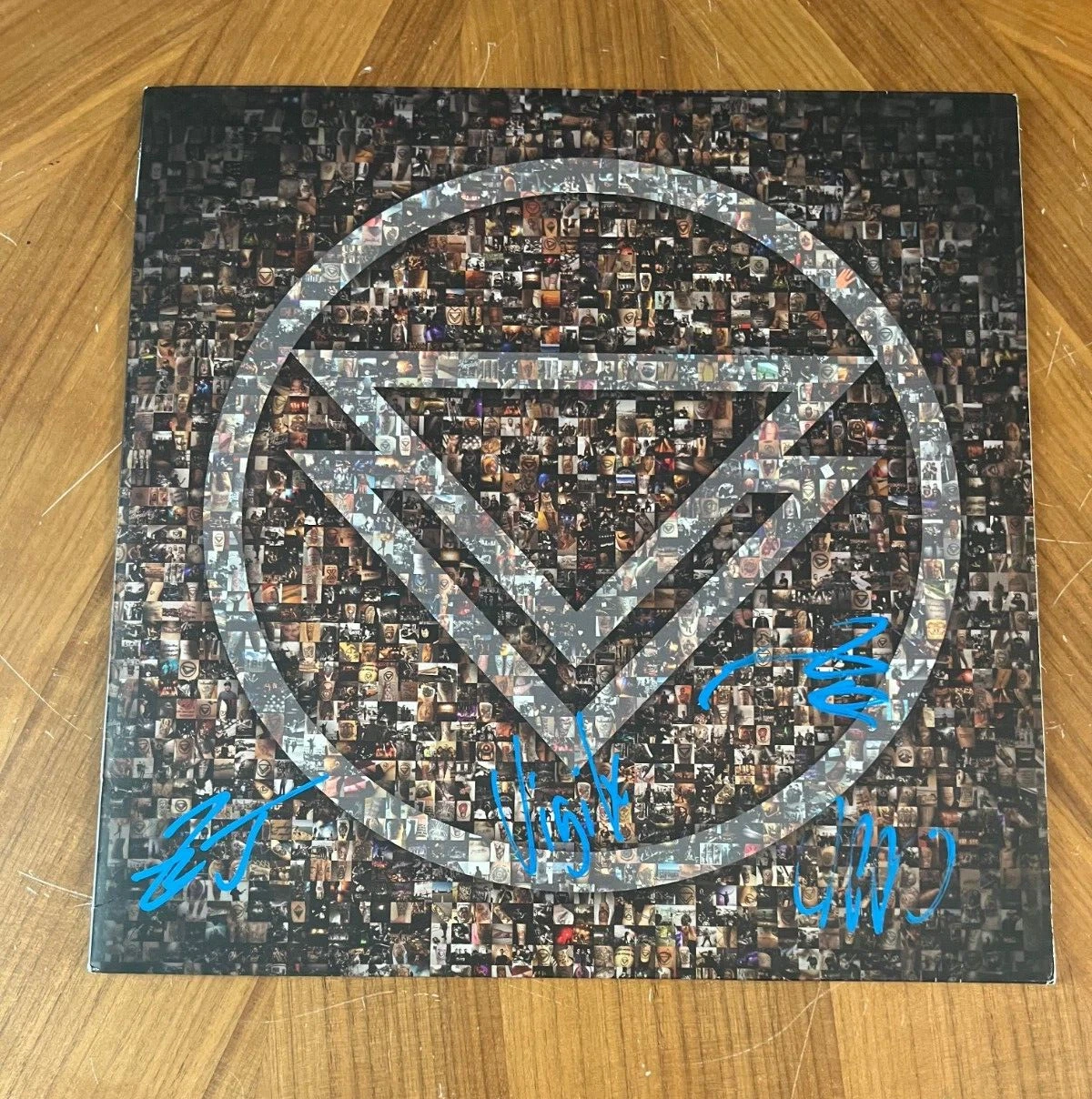 * THE GHOST INSIDE * signed album * SELF TITLED * 1