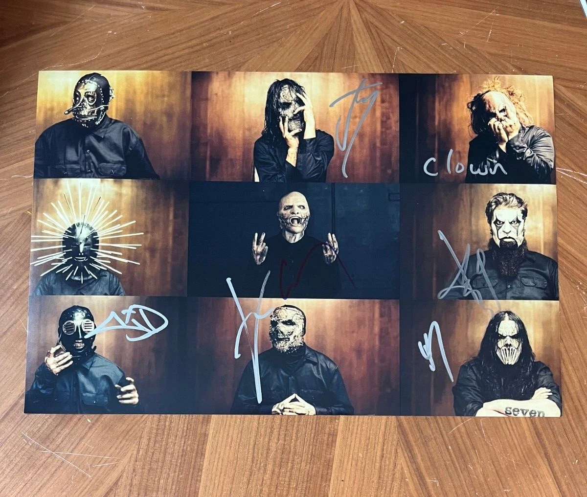 * SLIPKNOT * signed 12x18 photo * COREY, CLOWN, JAY, MICK, V-MAN, JIM & SID * 4