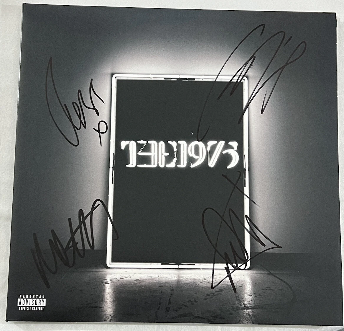THE 1975 FULL BAND SIGNED SELF TITLED DEBUT VINYL ALBUM AUTOGRAPH AUTHENTIC COA