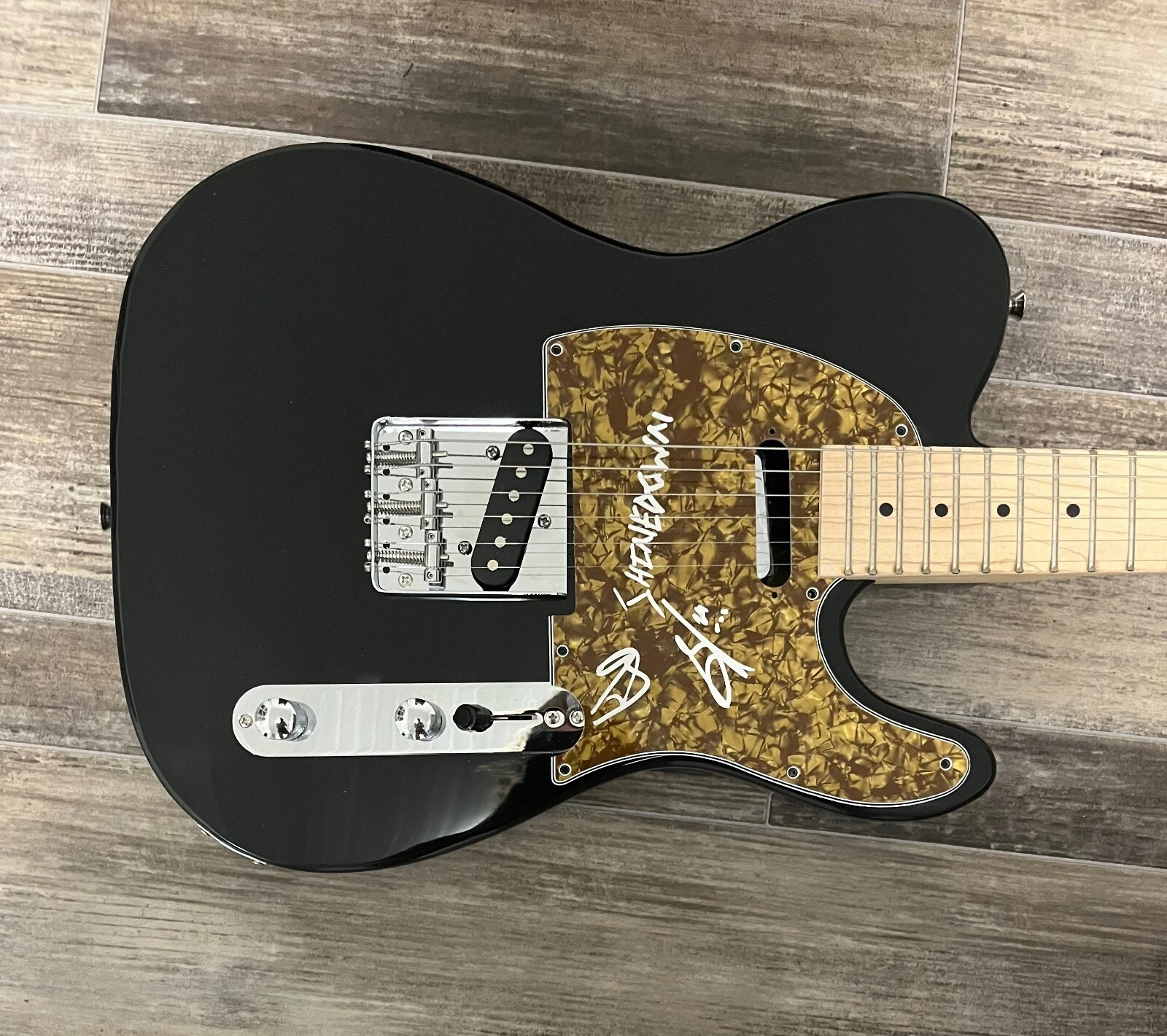 * SHINEDOWN * signed electric guitar * BRENT SMITH & ZACH MYERS * PROOF * 3