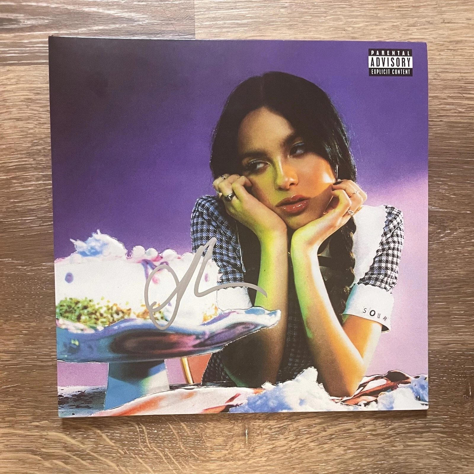 * OLIVIA RODRIGO * signed vinyl album * SOUR * 1