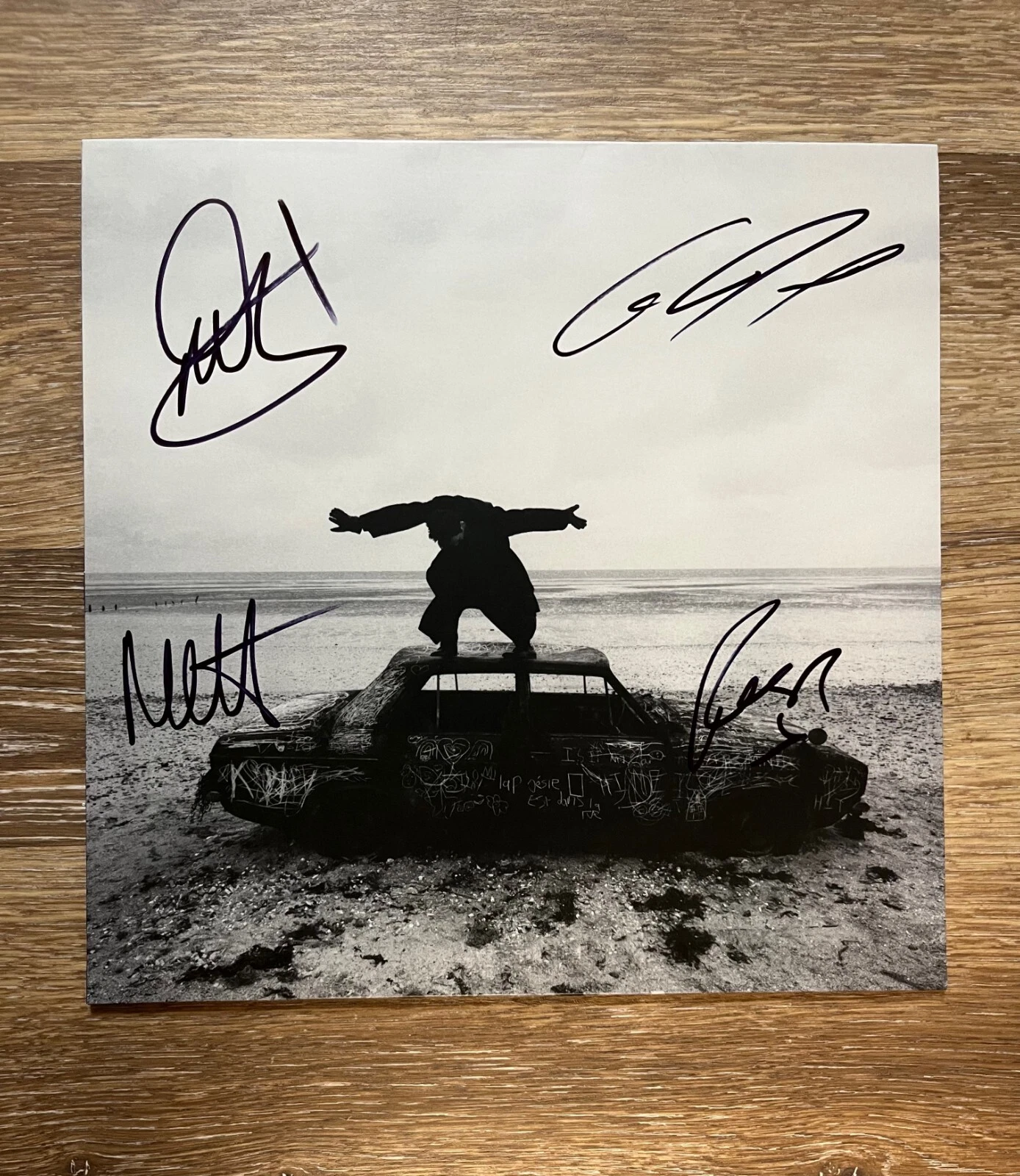 * THE 1975 * signed vinyl album * BEING FUNNY IN A FOREIGN LANGUAGE * MATT HEALY