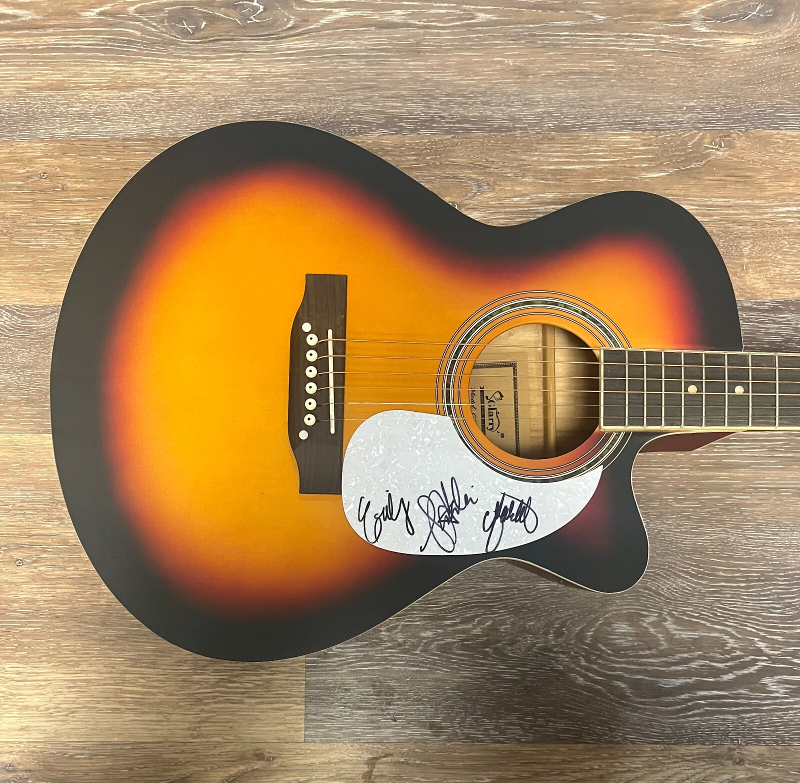 * THE DIXIE CHICKS * signed acoustic guitar * NATALIE, EMILY & MARTIE * 1