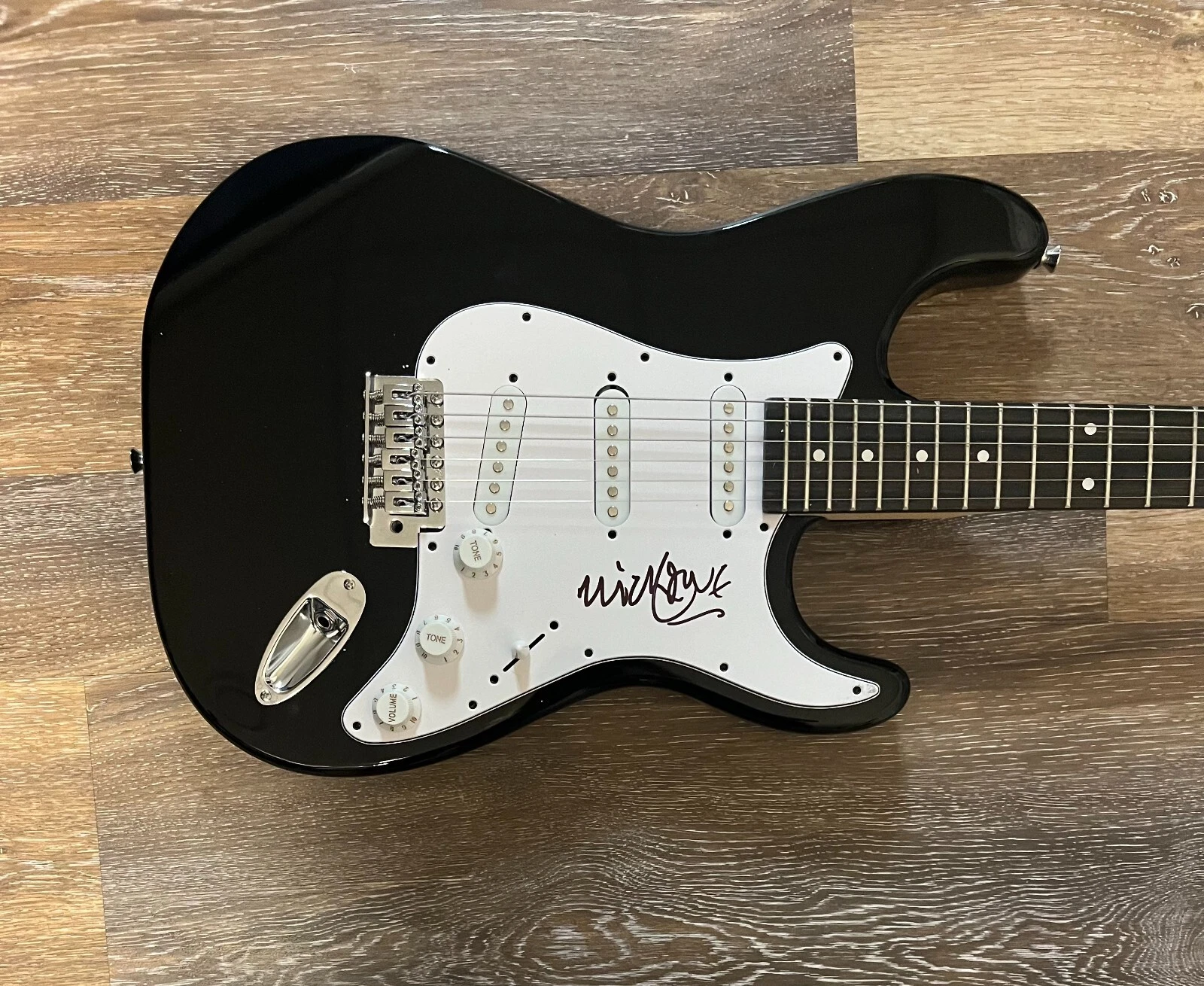 * NICK LOWE * signed electric guitar * JESUS OF COOL * ROCKPILE * 2