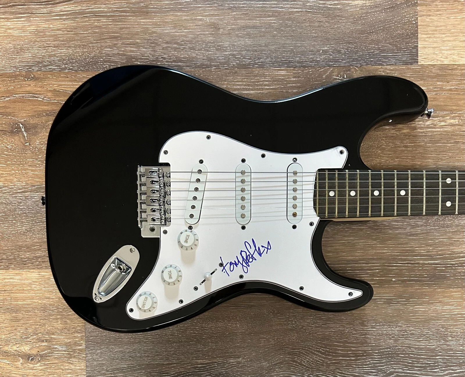 * TONY REFLEX * signed electric guitar * THE ADOLESCENTS * 2